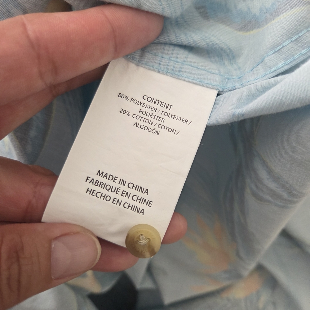 Classic O'Neill Short Sleeve Button-Down Tropical Shirt - Picture 4 of 5